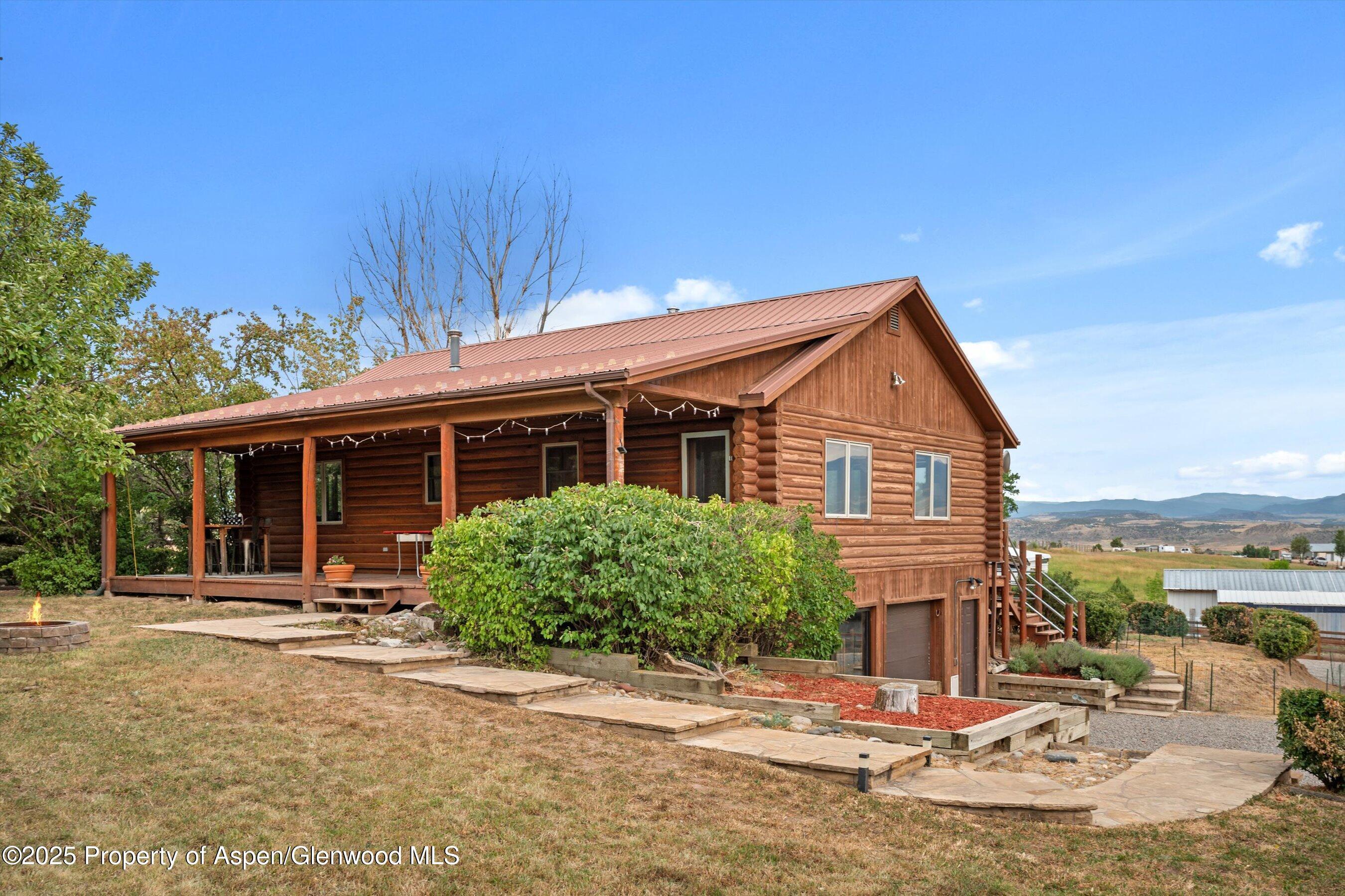 Silt, Colorado, 81652, United States, 3 Bedrooms Bedrooms, ,2 BathroomsBathrooms,Residential,For Sale,1901039