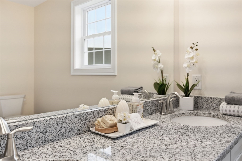 Wilbraham, Massachusetts, 01095, United States, 2 Bedrooms Bedrooms, ,2 BathroomsBathrooms,Residential,For Sale,1987611