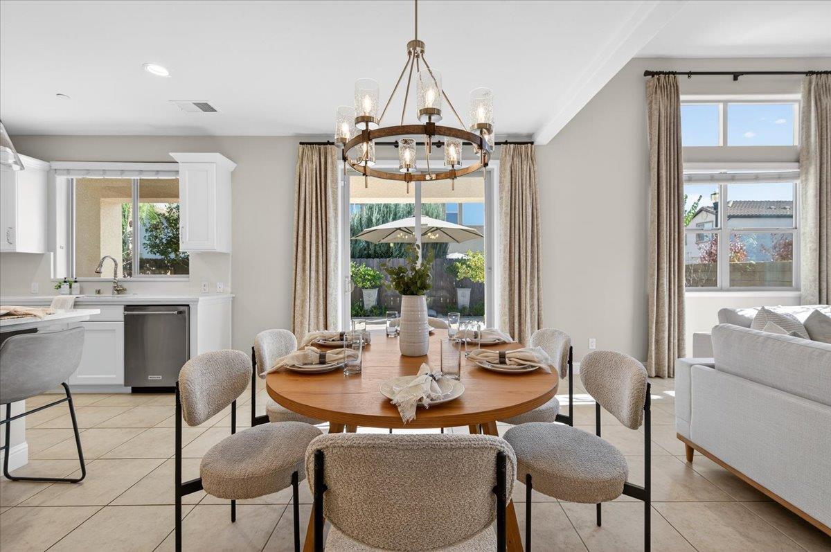 Fresno, California, 93730, United States, 3 Bedrooms Bedrooms, ,3 BathroomsBathrooms,Residential,For Sale,2008537