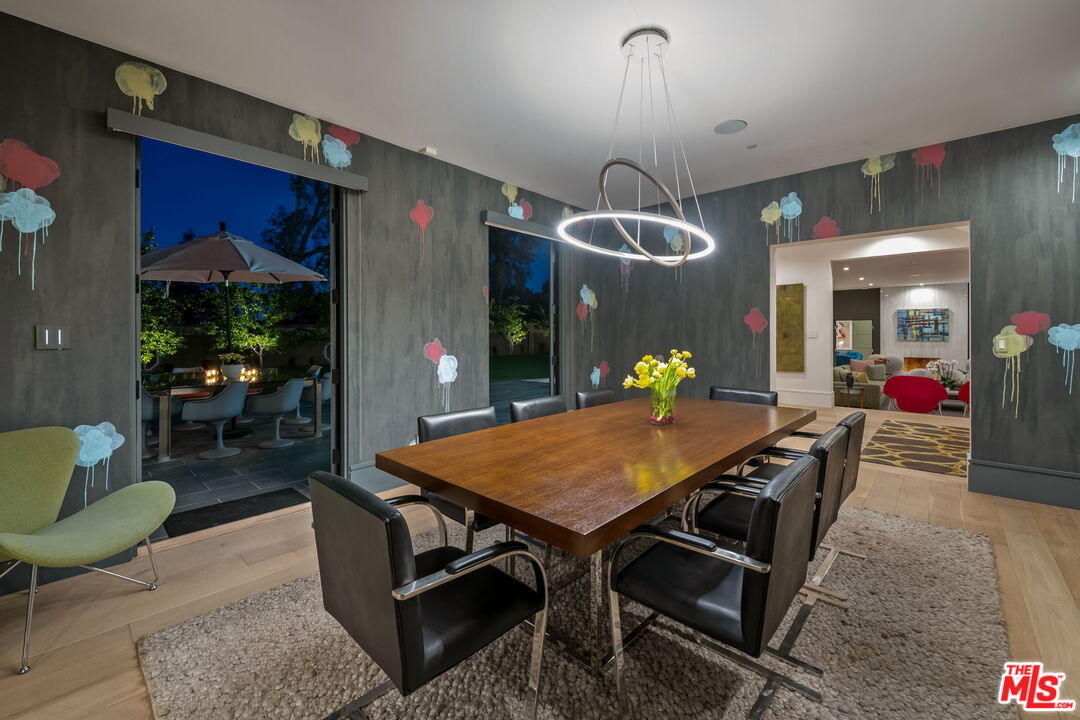 Los Angeles, California, 90077, United States, 5 Bedrooms Bedrooms, ,7 BathroomsBathrooms,Residential,For Sale,1768460