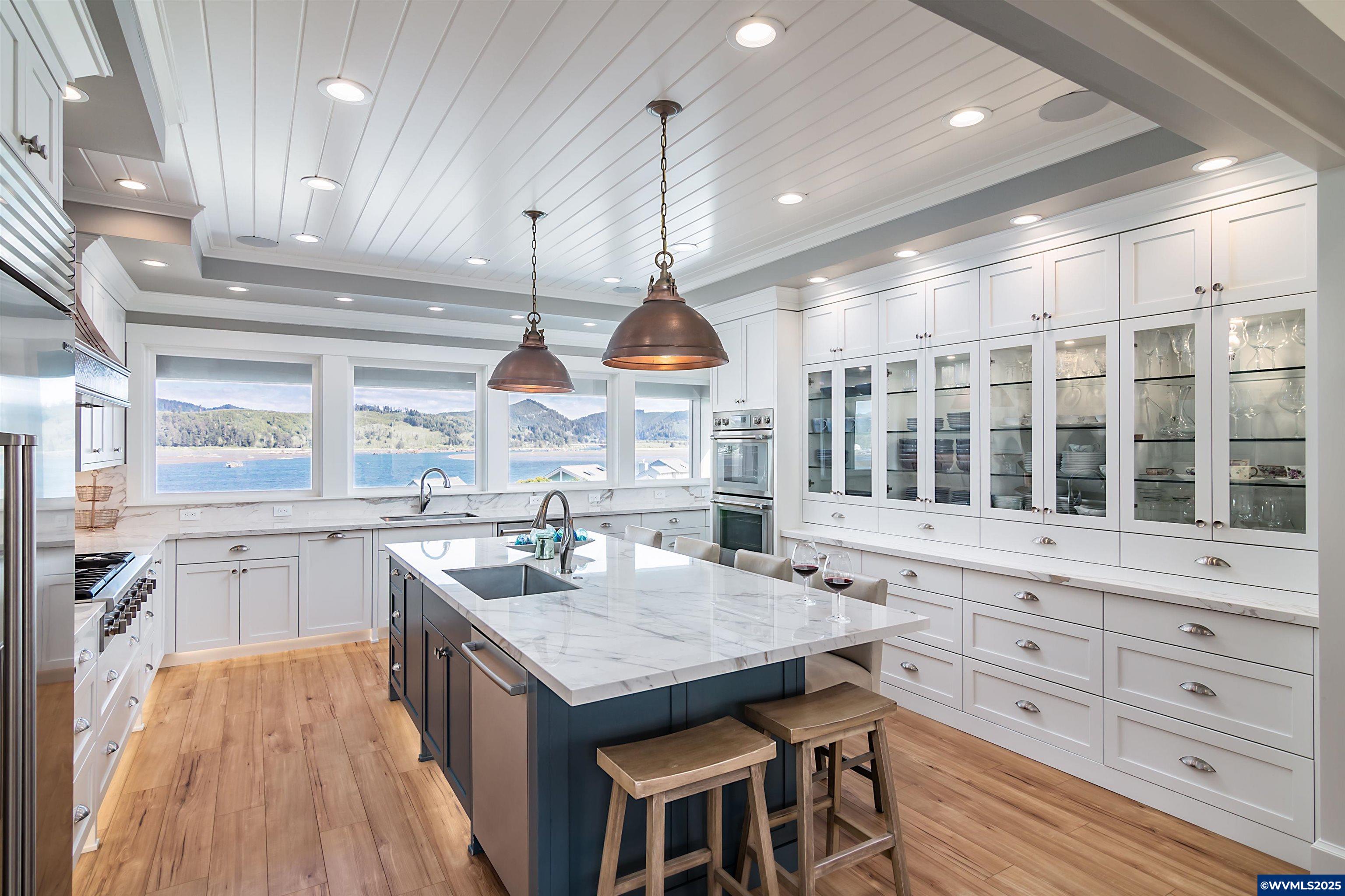 Gleneden Beach, Oregon, 97388, United States, 4 Bedrooms Bedrooms, ,6 BathroomsBathrooms,Residential,For Sale,1793897