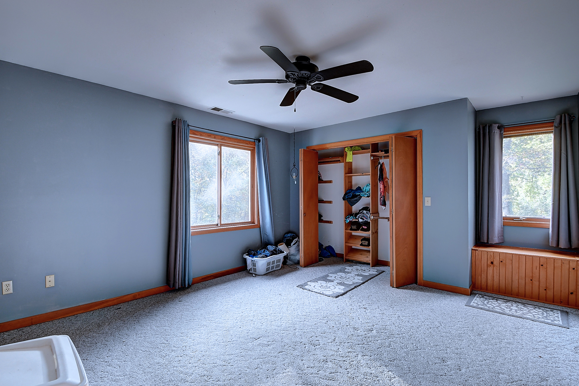 Bethlehem, Connecticut, 06751, United States, 3 Bedrooms Bedrooms, ,4 BathroomsBathrooms,Residential,For Sale,1987102