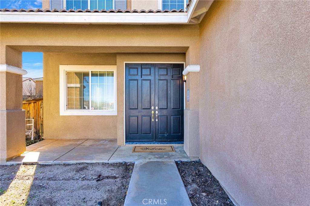 Hesperia, California, 92344, United States, 5 Bedrooms Bedrooms, ,4 BathroomsBathrooms,Residential,For Sale,2010754