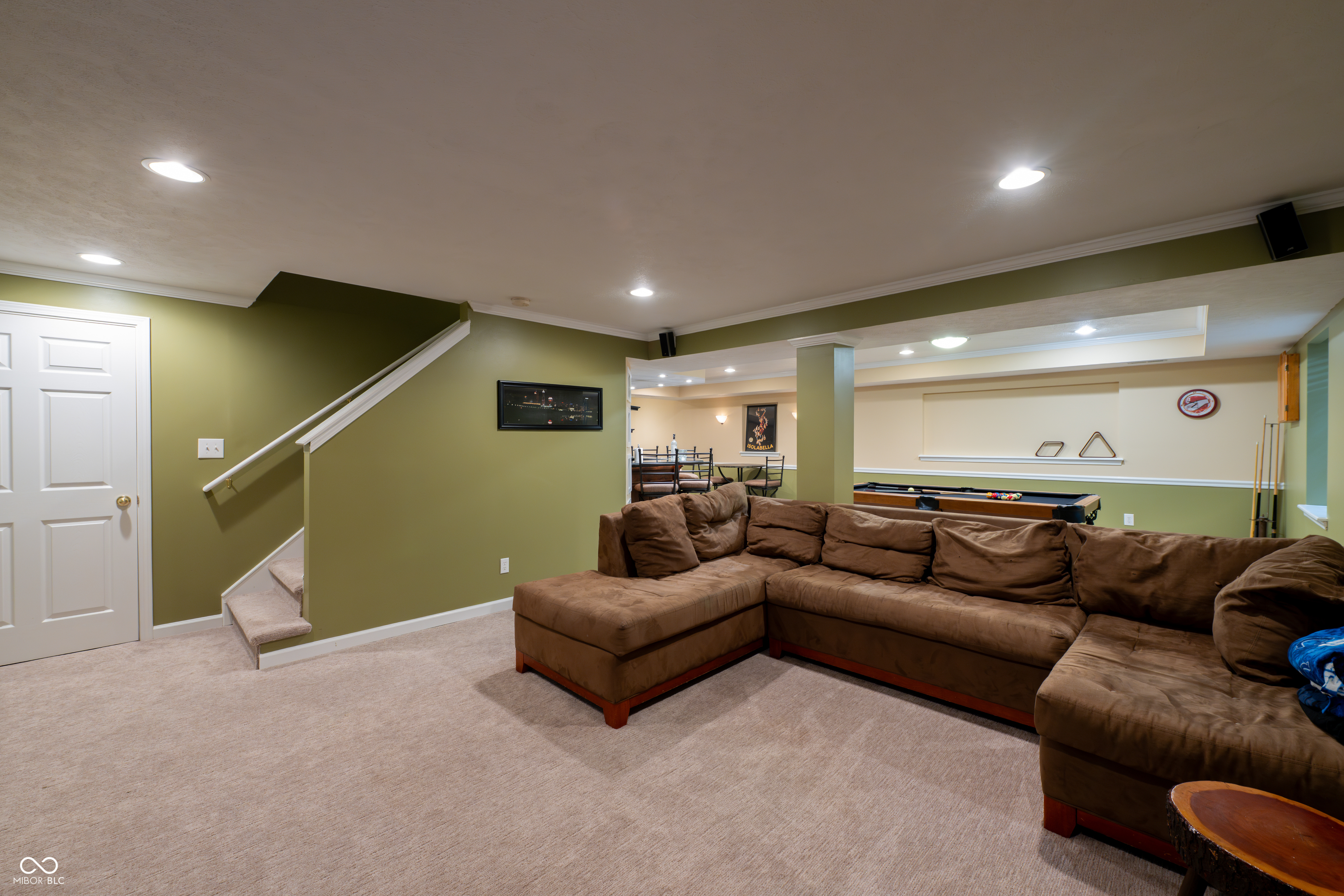 Carmel, Indiana, 46033, United States, 4 Bedrooms Bedrooms, ,4 BathroomsBathrooms,Residential,For Sale,1975371