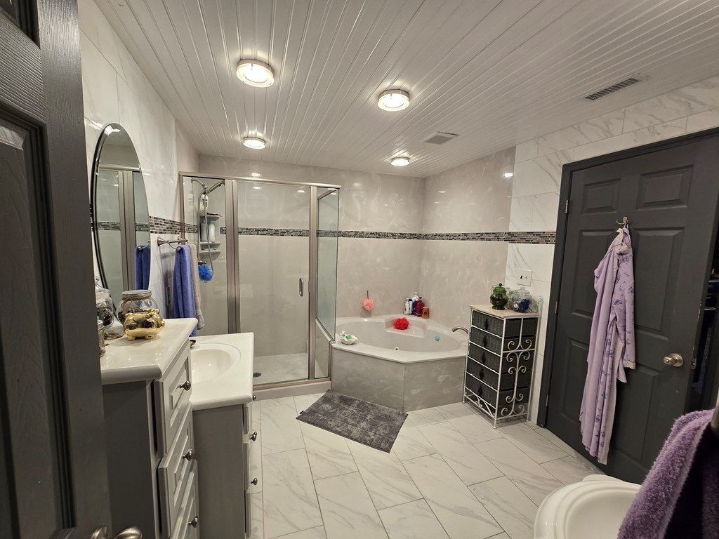 Surfside Beach, South Carolina, 29575, United States, 4 Bedrooms Bedrooms, ,3 BathroomsBathrooms,Residential,For Sale,1944647