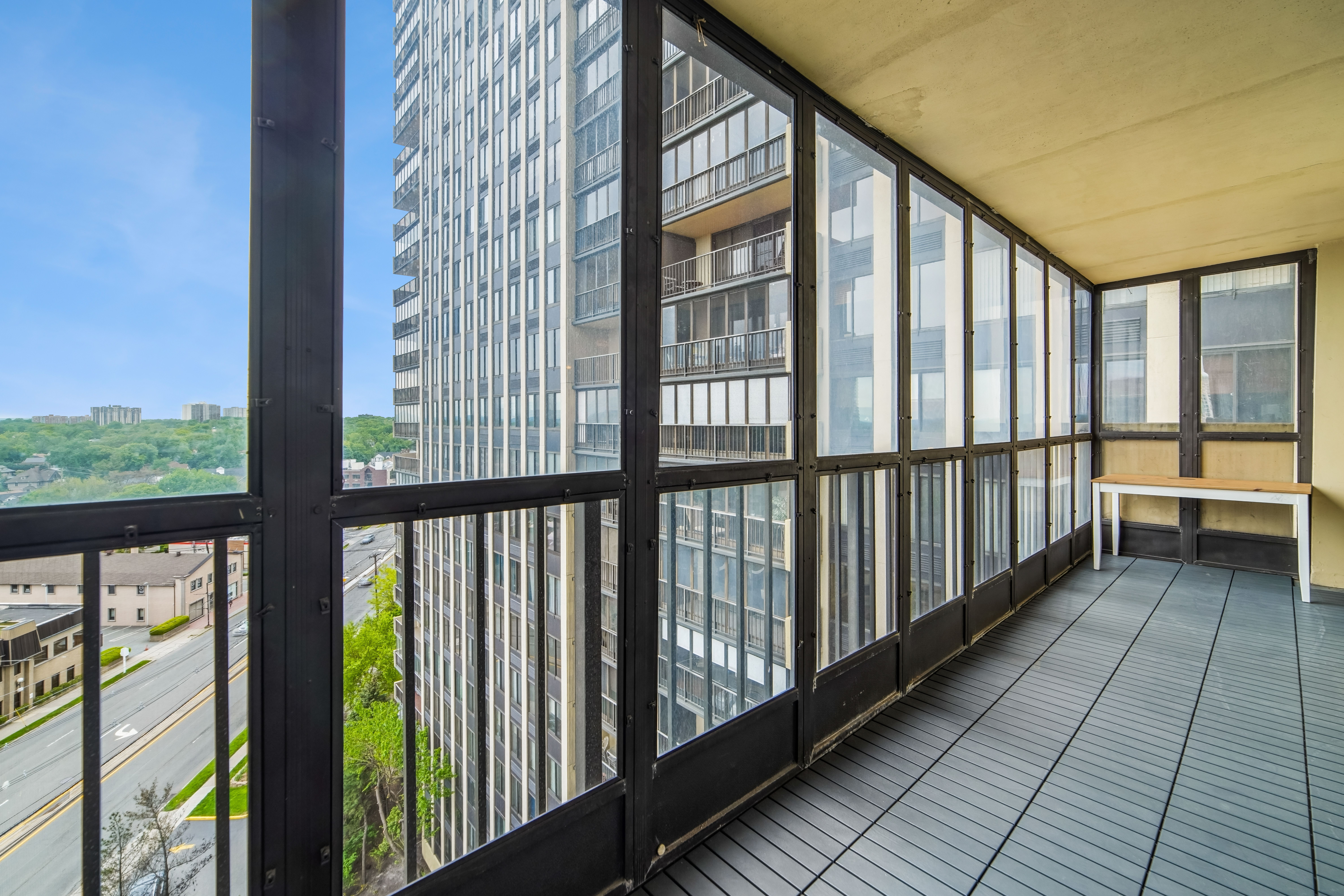  300 Winston Drive, Cliffside Park, NJ 07010 - 物件實景