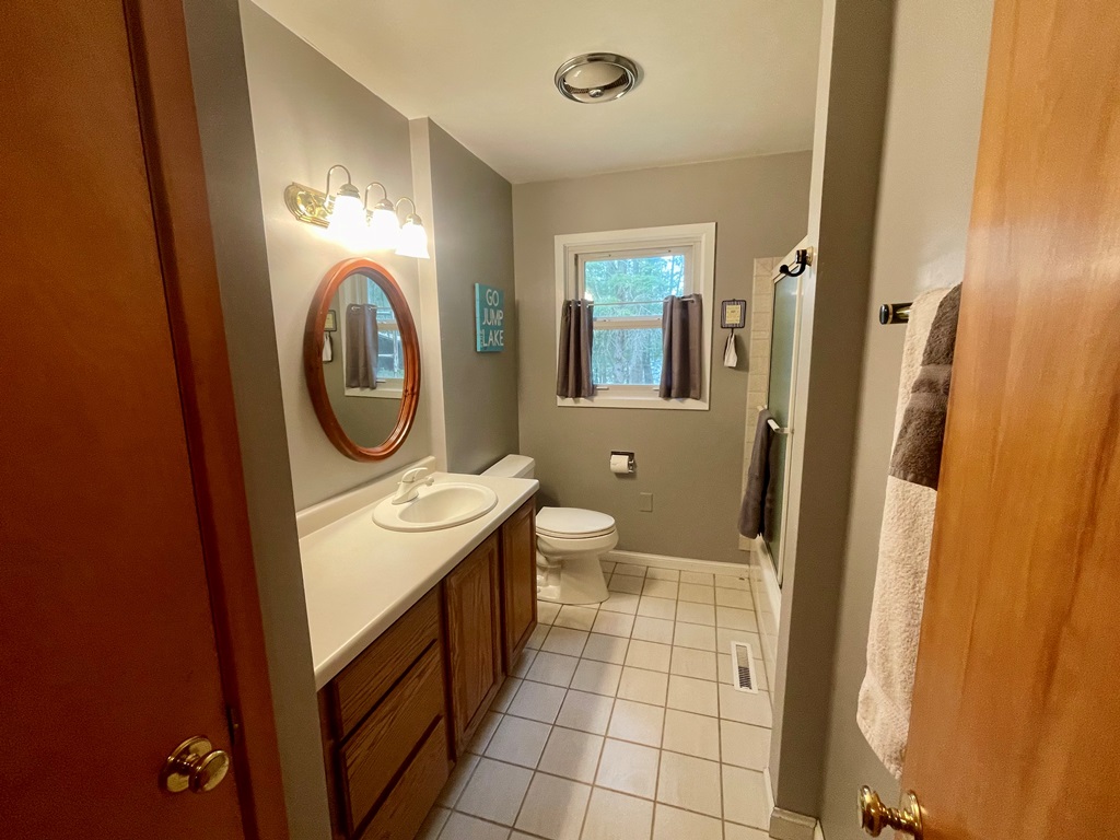 Tomahawk, Wisconsin, 54487, United States, 4 Bedrooms Bedrooms, ,2 BathroomsBathrooms,Residential,For Sale,1907326