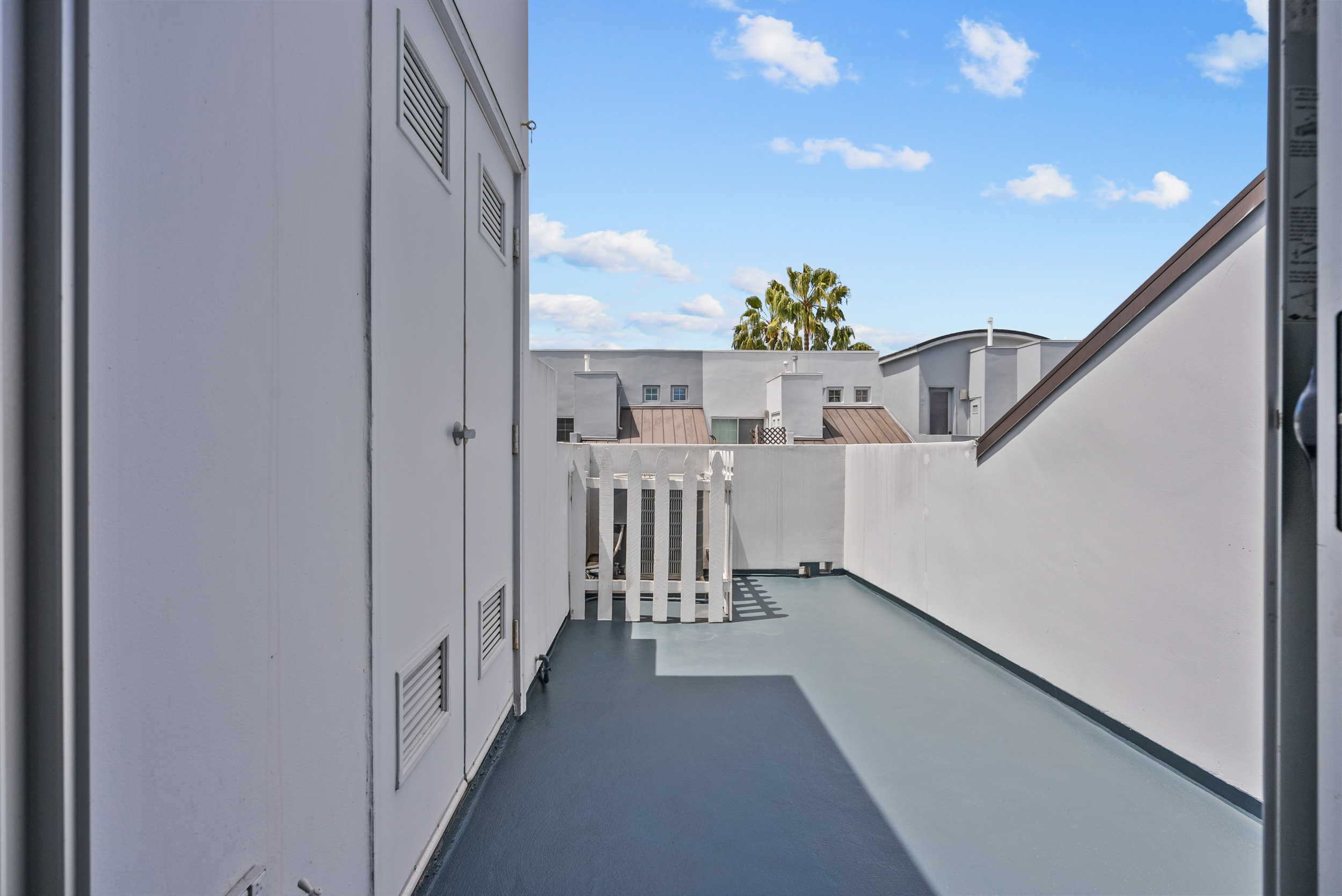  5400 Playa Vista Dr - 物件實景
