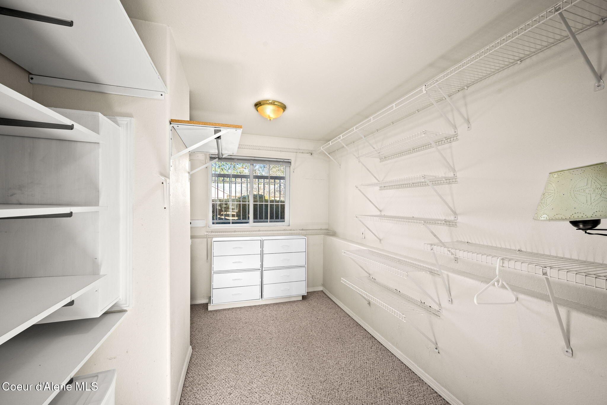 Rathdrum, Idaho, 83858, United States, 4 Bedrooms Bedrooms, ,3 BathroomsBathrooms,Residential,For Sale,2011357