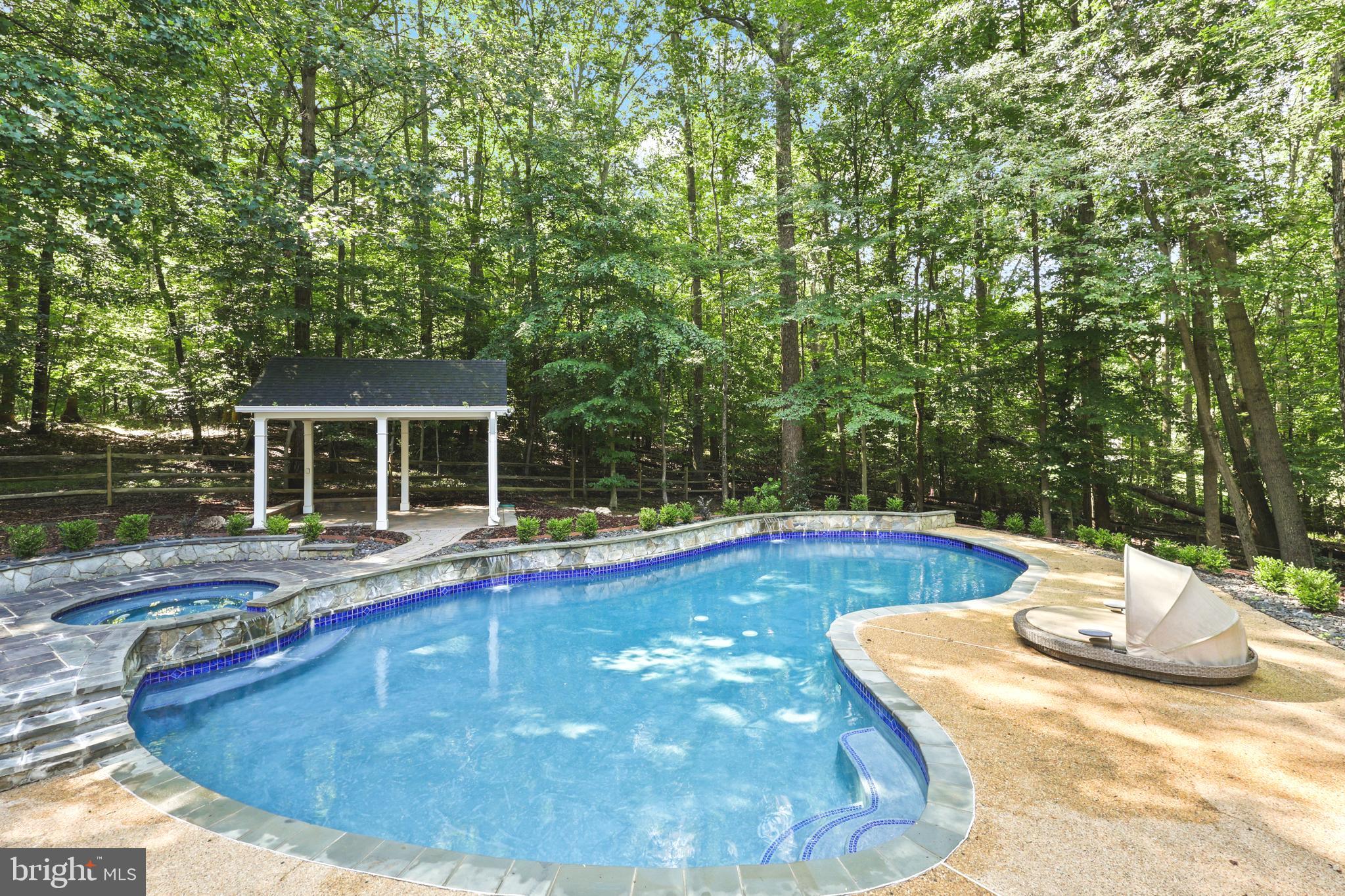Fairfax Station, Virginia, 22039, United States, 5 Bedrooms Bedrooms, ,6 BathroomsBathrooms,Residential,For Sale,1810572