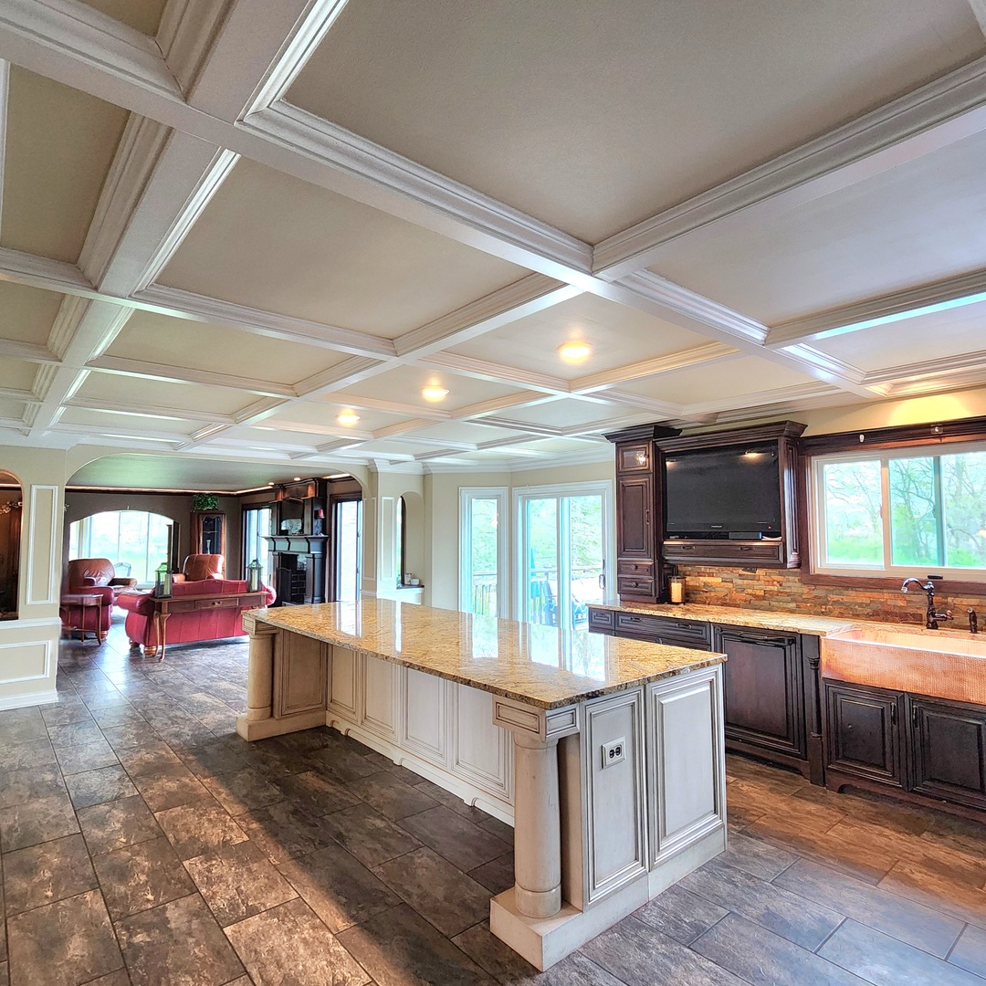 St. Charles, Illinois, 60175, United States, 6 Bedrooms Bedrooms, ,8 BathroomsBathrooms,Residential,For Sale,1940364