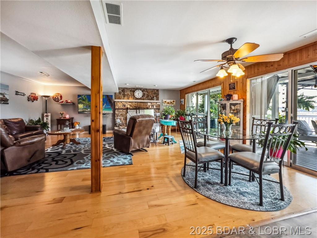 Camdenton, Missouri, 65020, United States, 3 Bedrooms Bedrooms, ,3 BathroomsBathrooms,Residential,For Sale,1849763