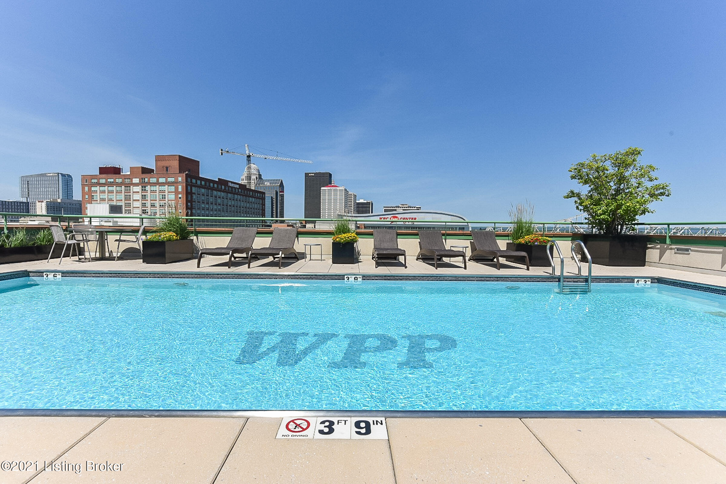  222 E Witherspoon St #703, Louisville, KY, 40202 - 物件實景