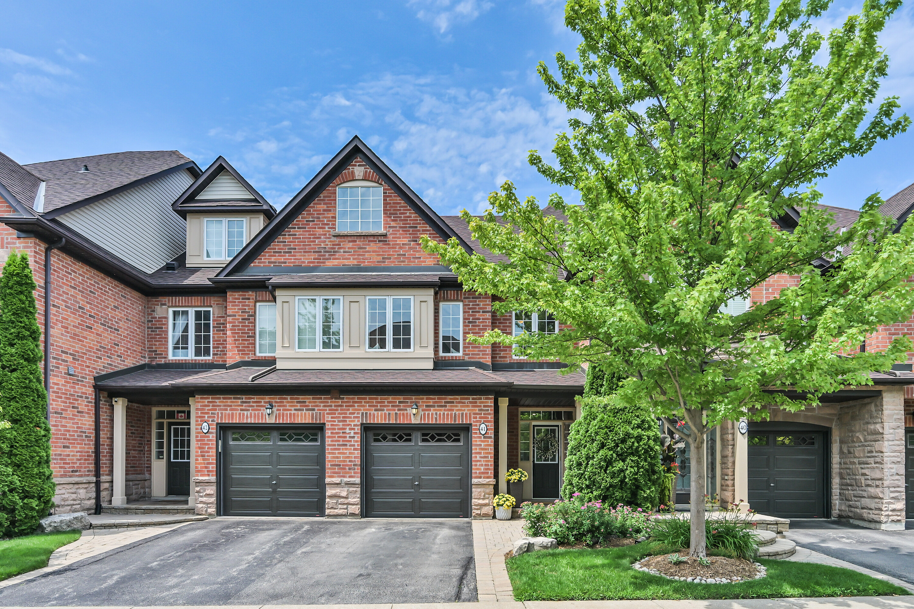  Elegant Brownstone Townhome - 物件實景
