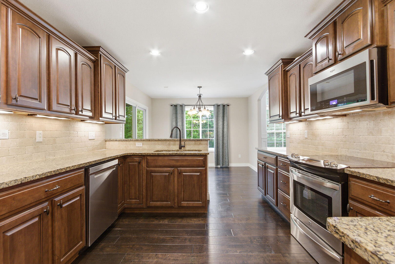 COLUMBIA, Missouri, 65203, United States, 5 Bedrooms Bedrooms, ,3 BathroomsBathrooms,Residential,For Sale,2023724