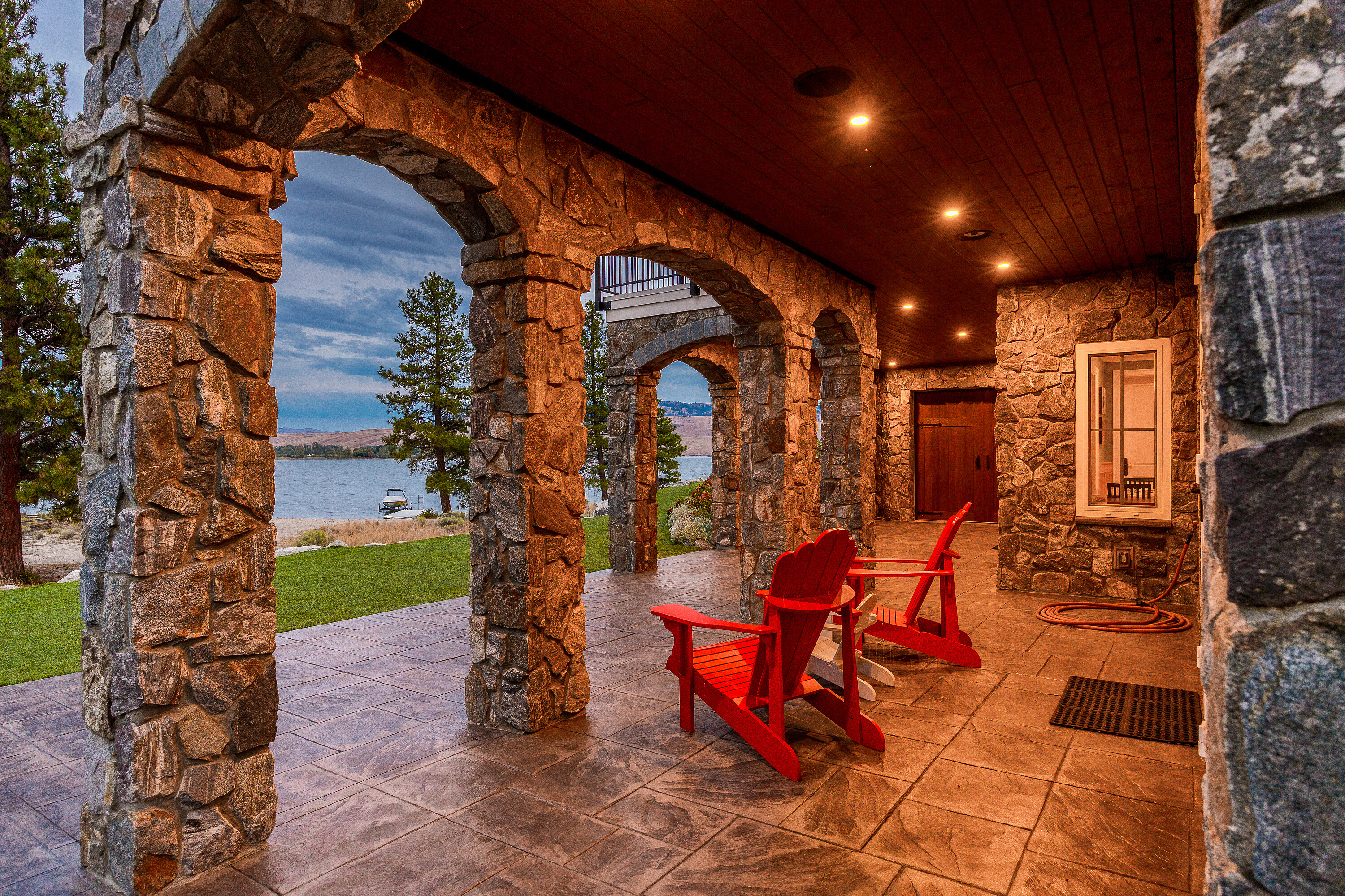  Premier Nicola Lake Estate - 物件實景