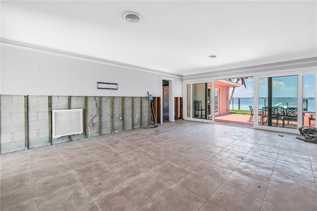 St Pete Beach, Florida, 33706, United States, 3 Bedrooms Bedrooms, ,2 BathroomsBathrooms,Residential,For Sale,1942197