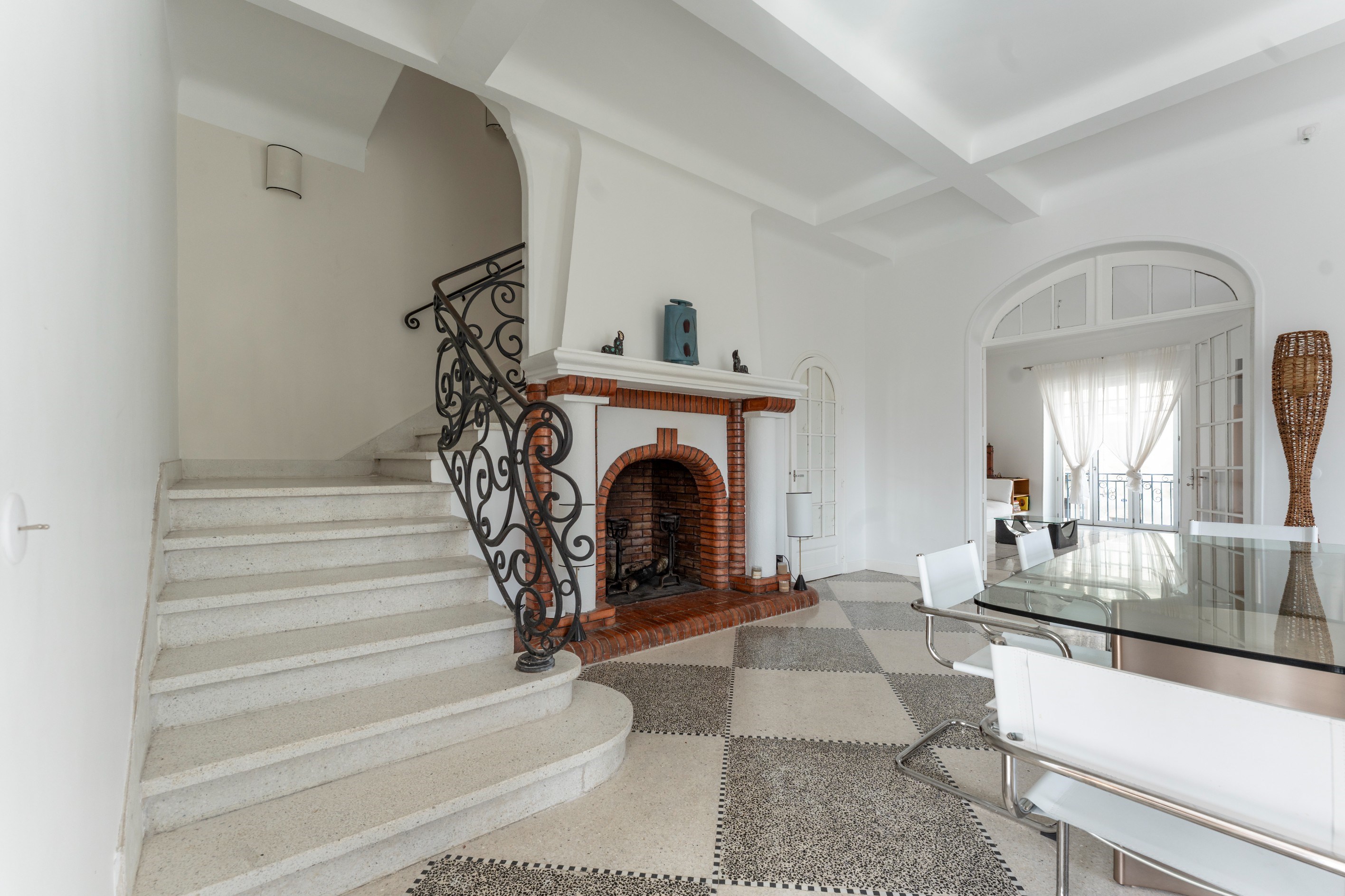  Art Deco Waterfront Masterpiece: A Rare 1930s Gem in Sauve, Gard - 物件實景