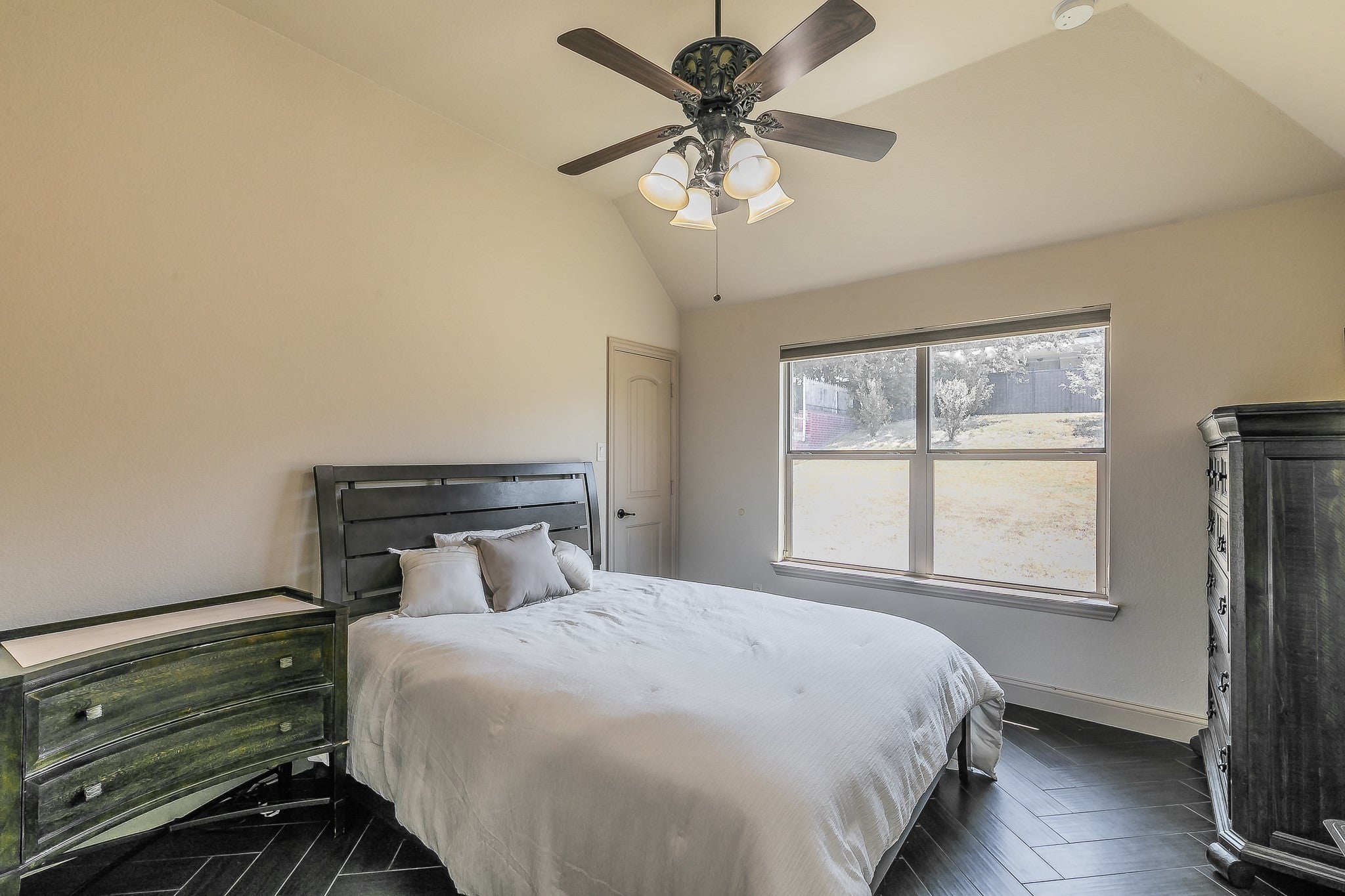 Fort Worth, Texas, 76179, United States, 5 Bedrooms Bedrooms, ,3 BathroomsBathrooms,Residential,For Sale,1980950