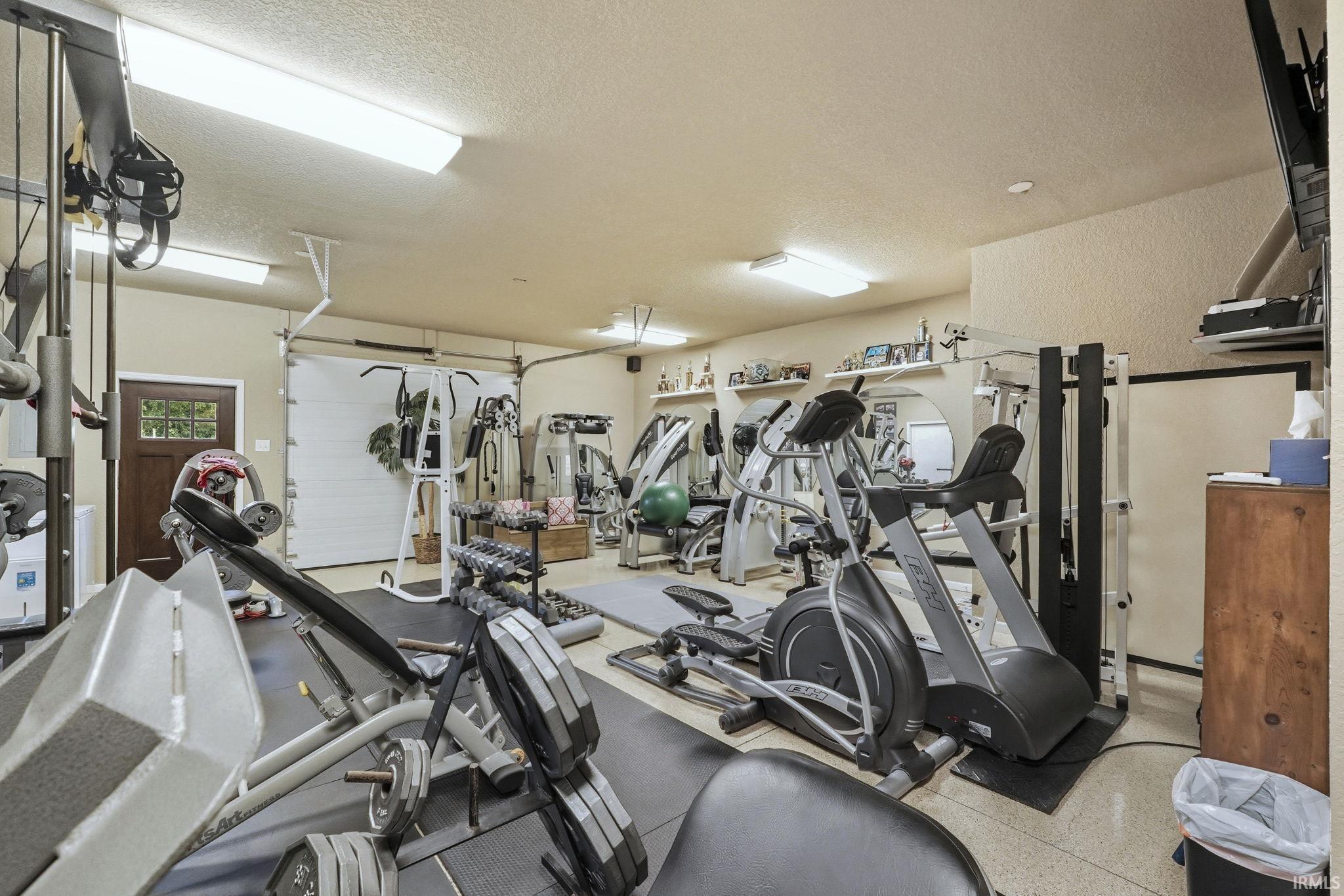 Auburn, Indiana, 46706-9510, United States, 4 Bedrooms Bedrooms, ,5 BathroomsBathrooms,Residential,For Sale,1984522