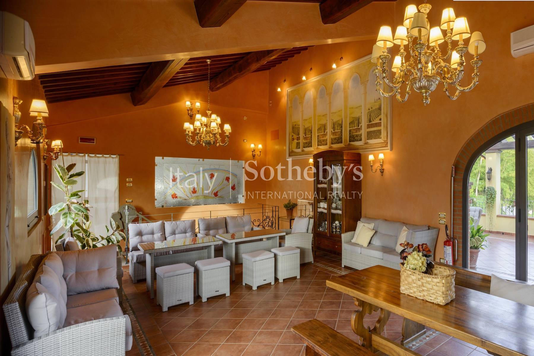  Prestigious Villa with Pool and Park in Mugello - 物件實景