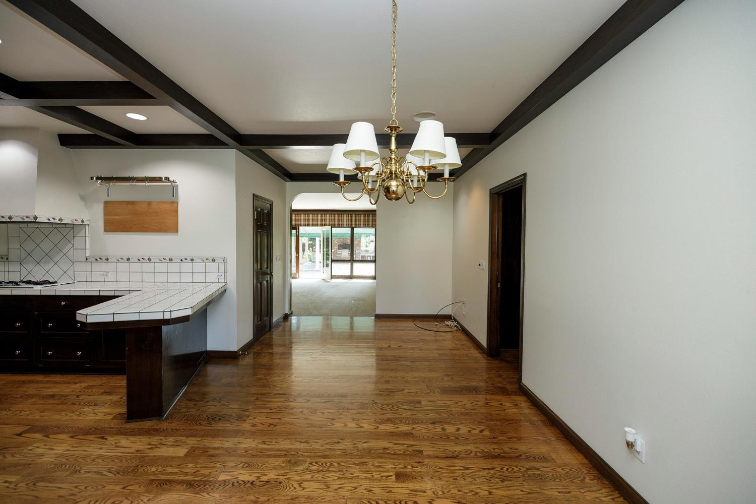 Turlock, California, 95380, United States, 4 Bedrooms Bedrooms, ,5 BathroomsBathrooms,Residential,For Sale,1992358