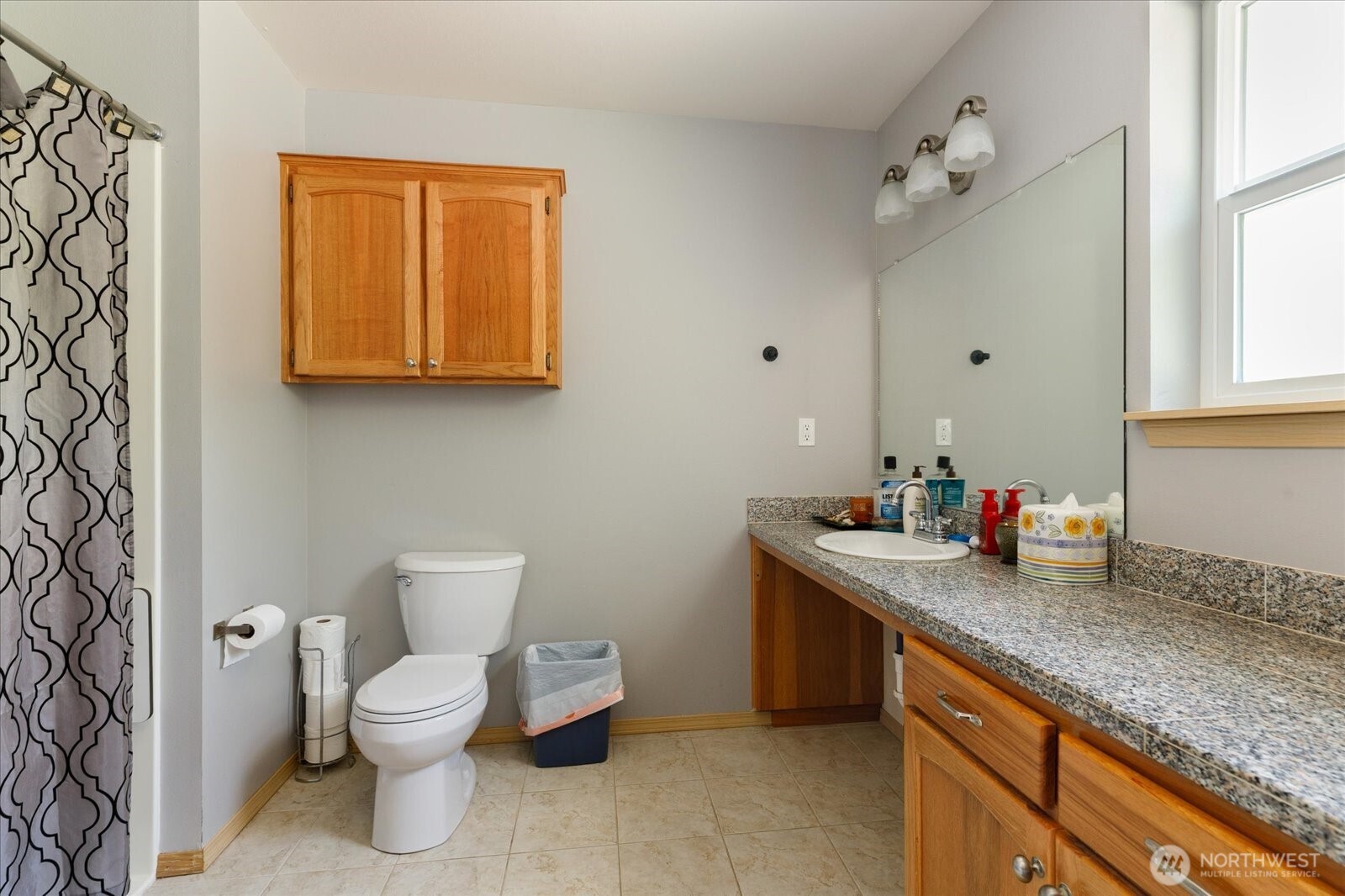 Oak Harbor, Washington, 98277, United States, 4 Bedrooms Bedrooms, ,3 BathroomsBathrooms,Residential,For Sale,1846920