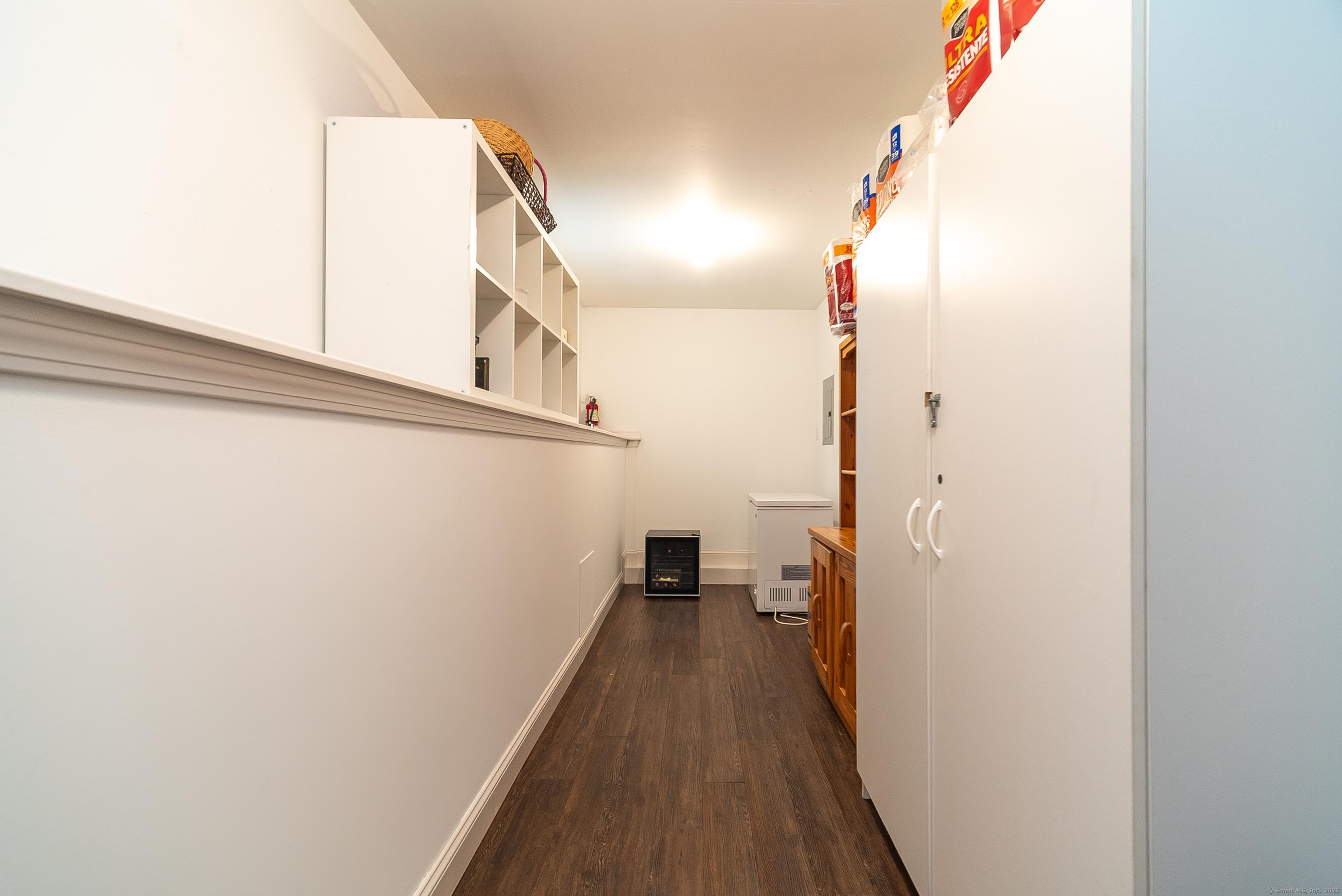 Southington, Connecticut, 06489, United States, 4 Bedrooms Bedrooms, ,4 BathroomsBathrooms,Residential,For Sale,1938423