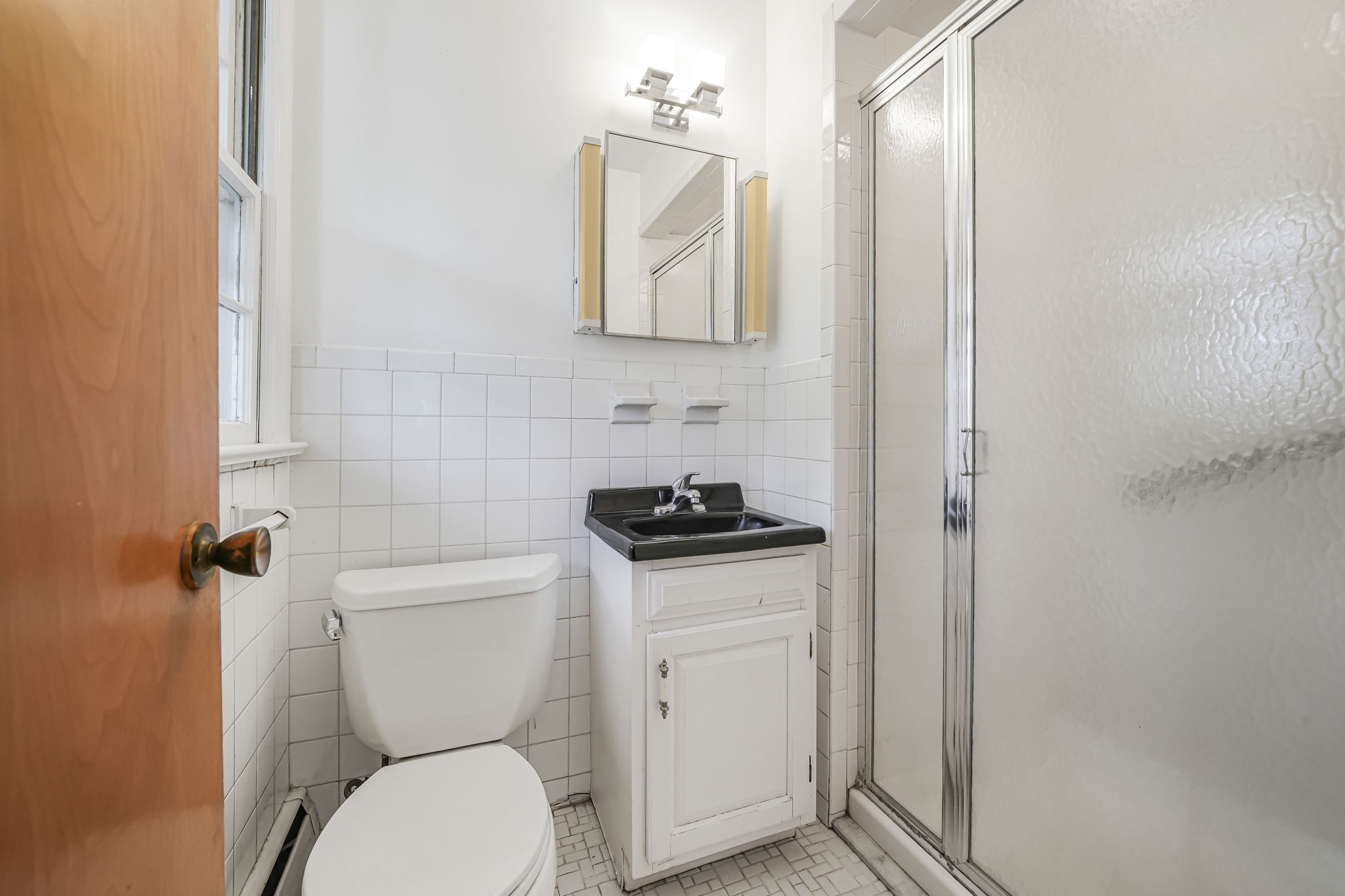 Montville, New Jersey, 07045, United States, 4 Bedrooms Bedrooms, ,3 BathroomsBathrooms,Residential,For Sale,1984412