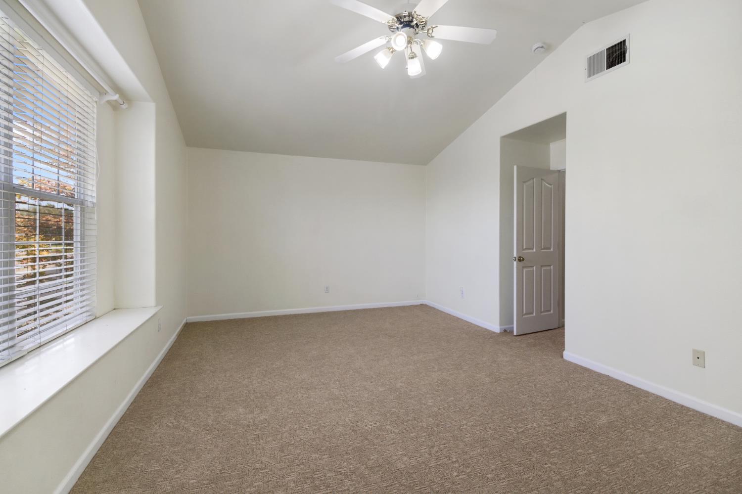 Folsom, California, 95630, United States, 4 Bedrooms Bedrooms, ,3 BathroomsBathrooms,Residential,For Sale,1926196