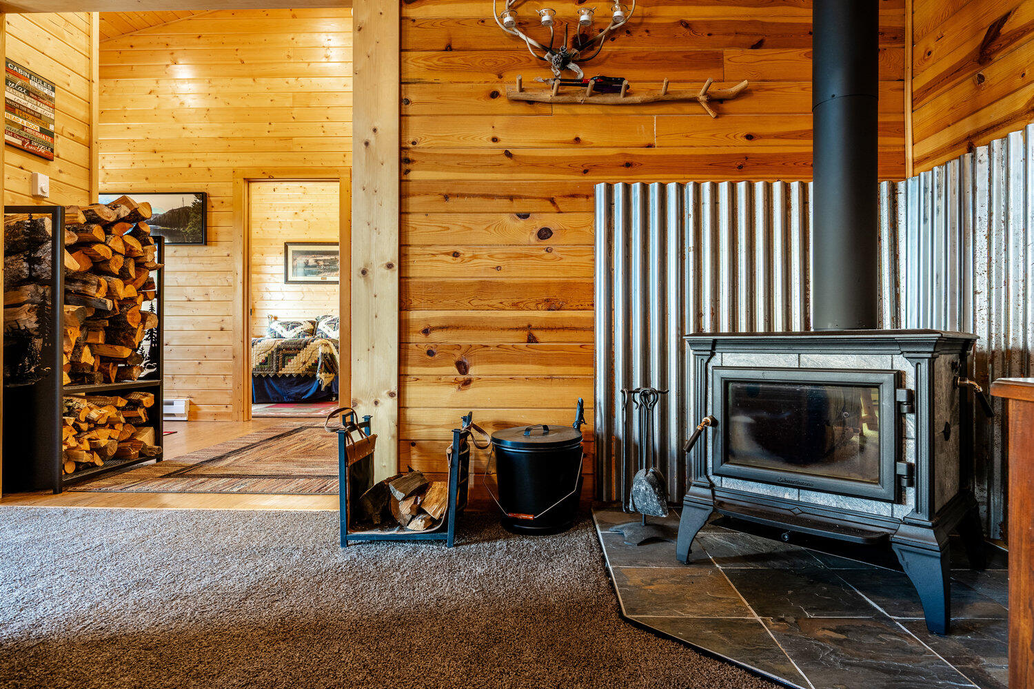 Sheridan, Wyoming, 82801, United States, 3 Bedrooms Bedrooms, ,2 BathroomsBathrooms,Residential,For Sale,1890581