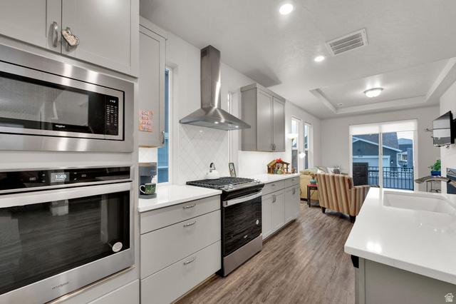 South Jordan, Utah, 84009, United States, 3 Bedrooms Bedrooms, ,3 BathroomsBathrooms,Residential,For Sale,2005216