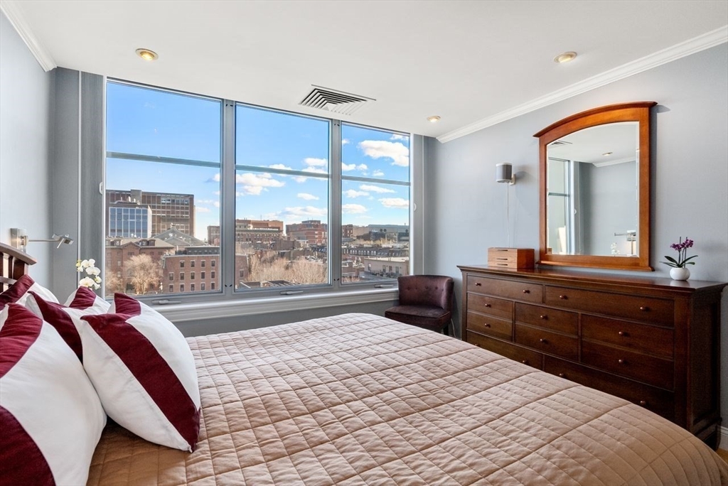 1597 Washington St Unit 606, Boston, Massachusetts, 02118, United States, 1 Bedroom Bedrooms, ,1 BathroomBathrooms,Residential,For Sale,1597 Washington St Unit 606,1481410