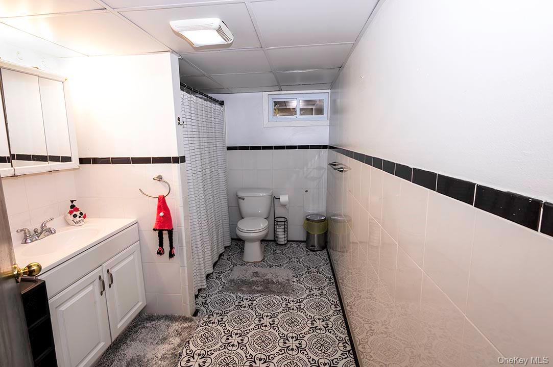 Shirley, New York, 11967, United States, 4 Bedrooms Bedrooms, ,4 BathroomsBathrooms,Residential,For Sale,1901619