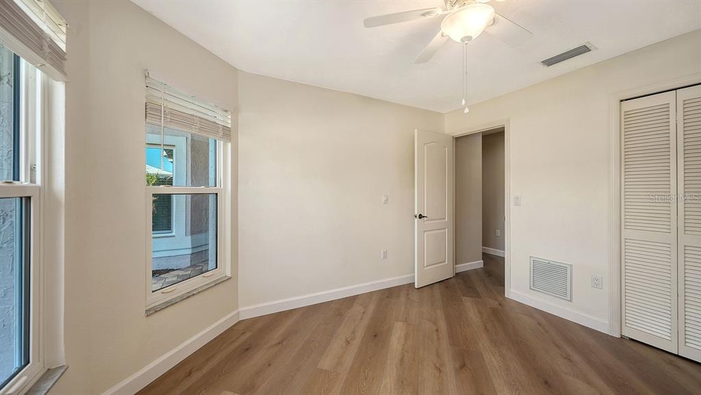 Sarasota, Florida, 34238, United States, 2 Bedrooms Bedrooms, ,2 BathroomsBathrooms,Residential,For Sale,1989499