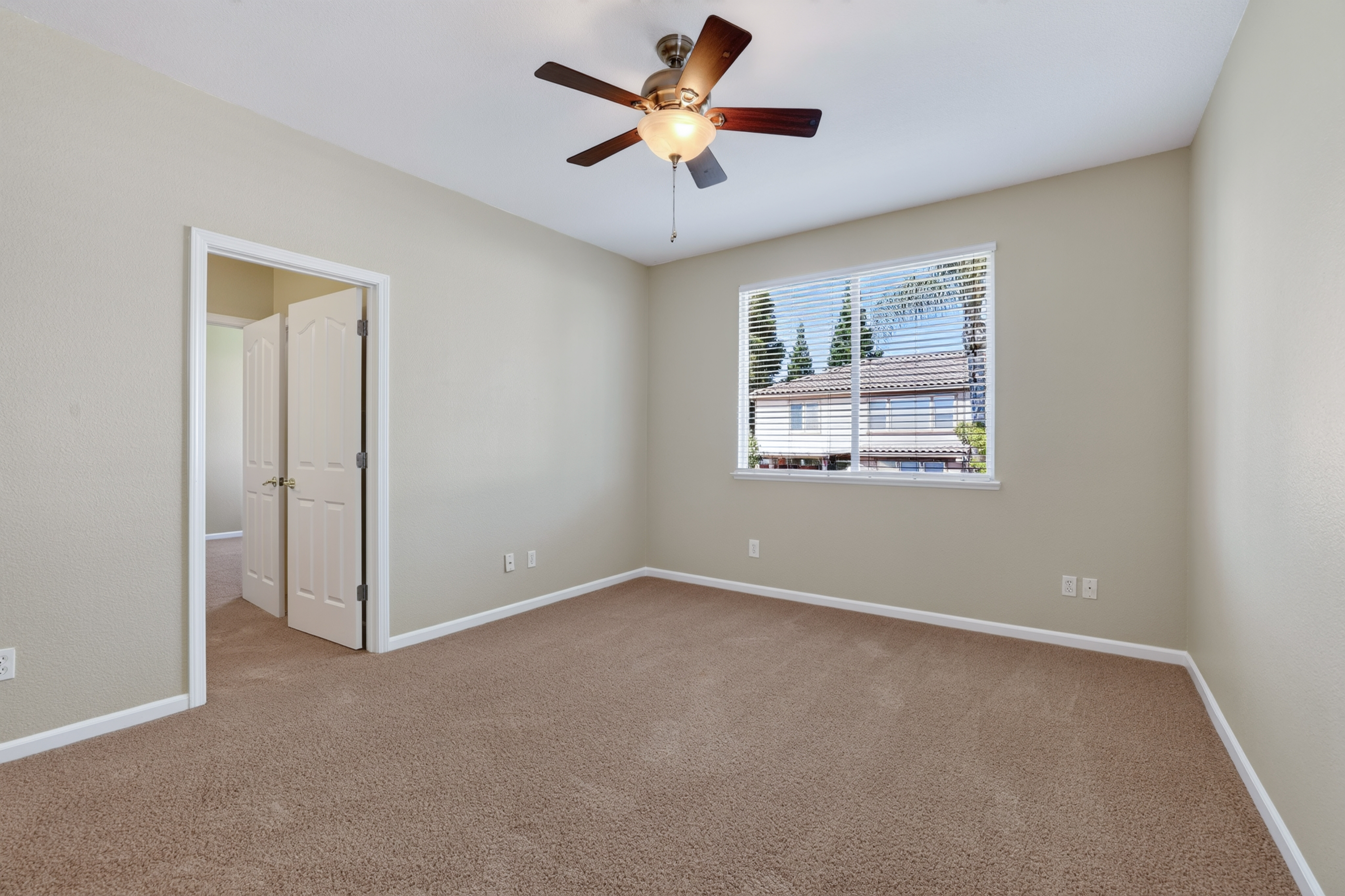  2519 Parkcrest Way, Roseville, CA, 95747 - 物件實景