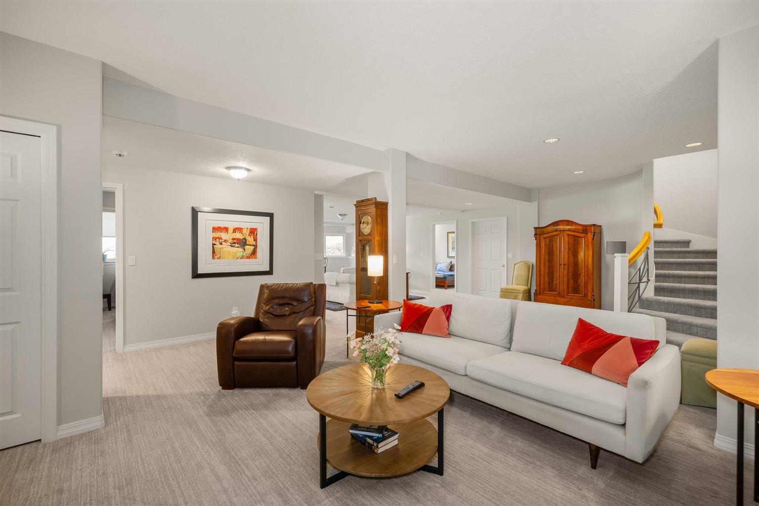 Spokane, Washington, 99223, United States, 6 Bedrooms Bedrooms, ,5 BathroomsBathrooms,Residential,For Sale,1978662