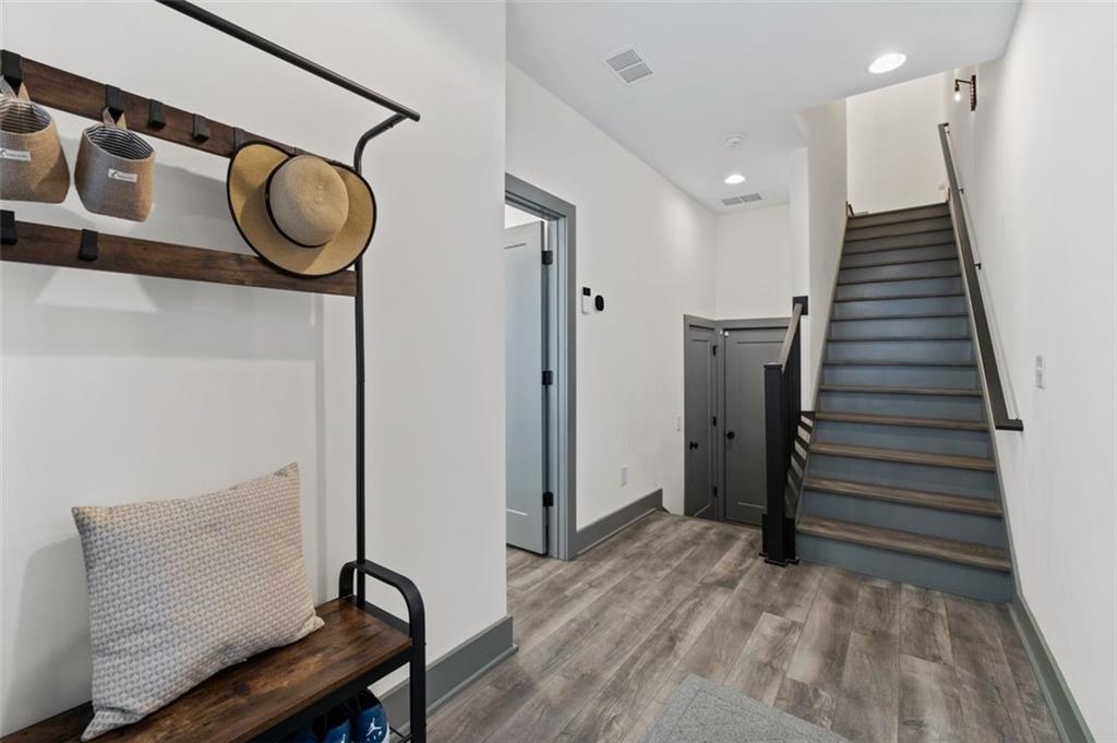 Atlanta, Georgia, 30307, United States, 3 Bedrooms Bedrooms, ,4 BathroomsBathrooms,Residential,For Sale,1950336