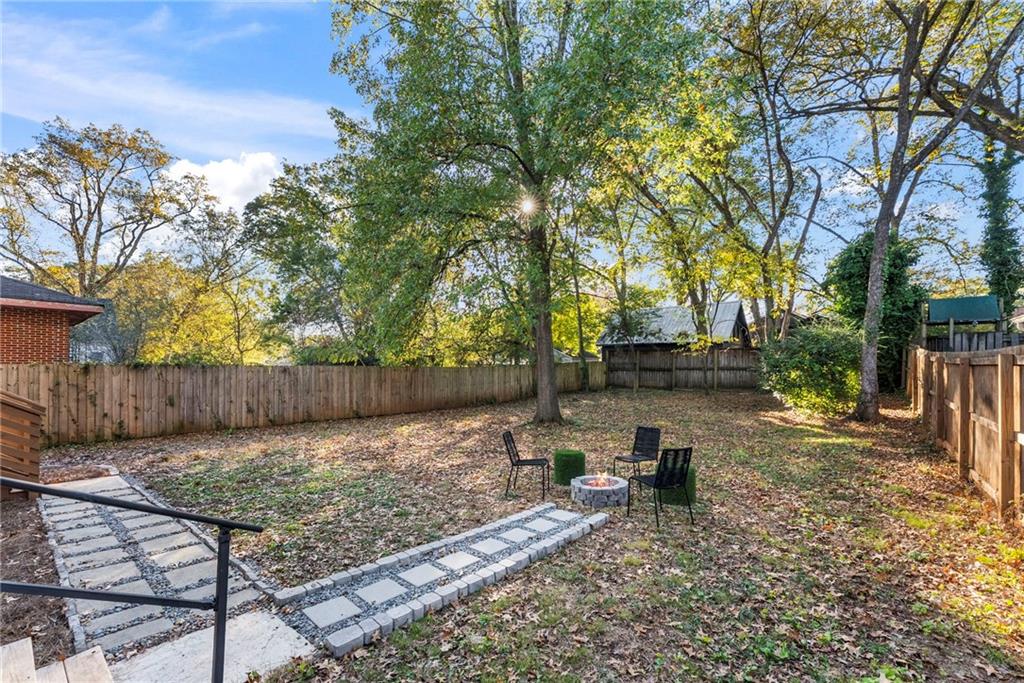 Atlanta, Georgia, 30317, United States, 5 Bedrooms Bedrooms, ,4 BathroomsBathrooms,Residential,For Sale,1989544