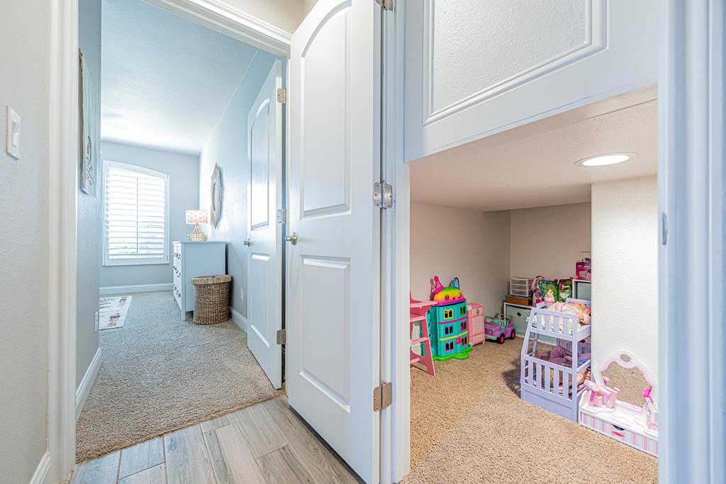 Odessa, Texas, 79765, United States, 4 Bedrooms Bedrooms, ,3 BathroomsBathrooms,Residential,For Sale,1970041