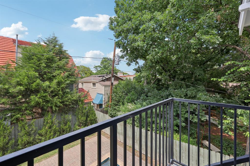 Fort Worth, Texas, 76107, United States, 5 Bedrooms Bedrooms, ,3 BathroomsBathrooms,Residential,For Sale,1915369