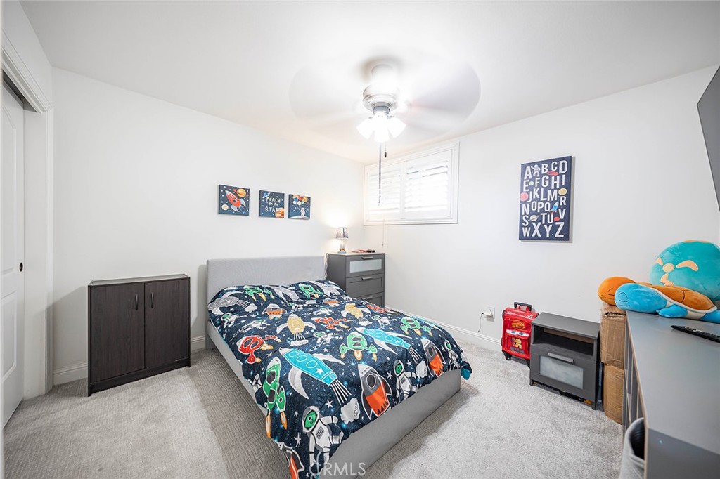 Long Beach, California, 90808, United States, 4 Bedrooms Bedrooms, ,2 BathroomsBathrooms,Residential,For Sale,1987796