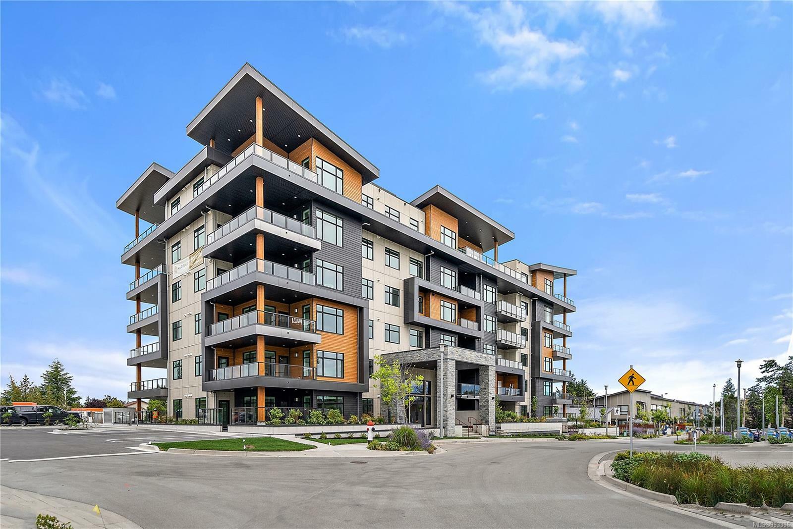 CENTRAL SAANICH, British Columbia, V8M 0B9, CA, 1 Bedroom Bedrooms, ,Residential,For Sale,1891778