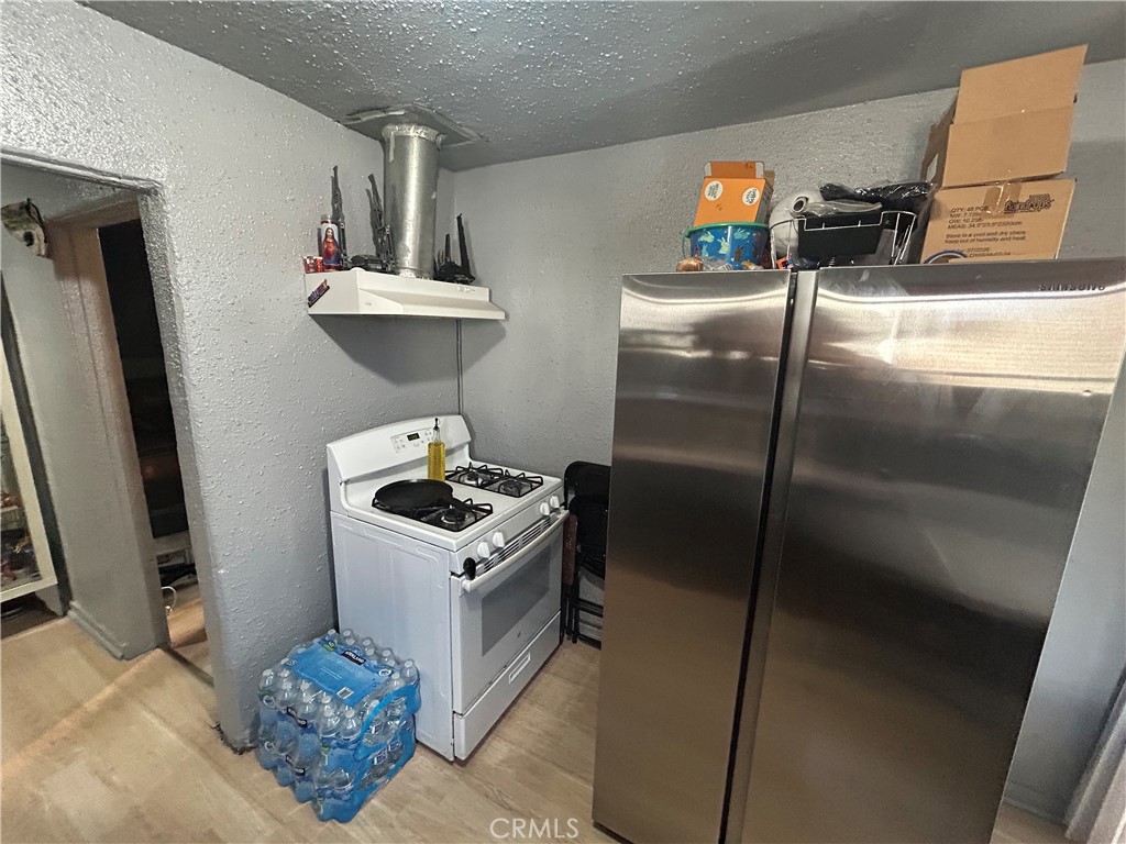 Los Angeles, California, 90011, United States, ,Residential,For Sale,1993892