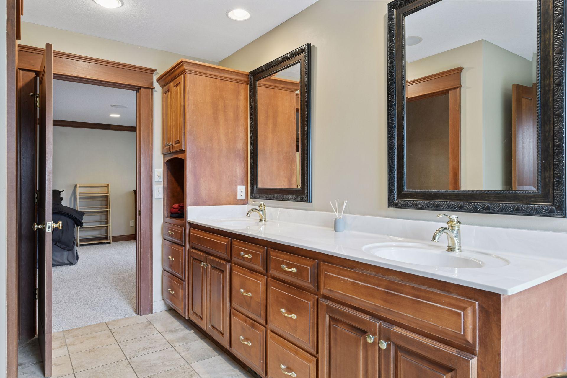 Chaska, Minnesota, 55318, United States, 5 Bedrooms Bedrooms, ,3 BathroomsBathrooms,Residential,For Sale,1907432