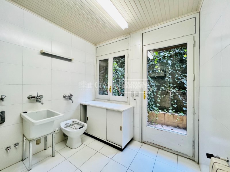 Escaldes-Engordany, Andorra, AD, 4 Bedrooms Bedrooms, ,3 BathroomsBathrooms,Residential,For Sale,1448844