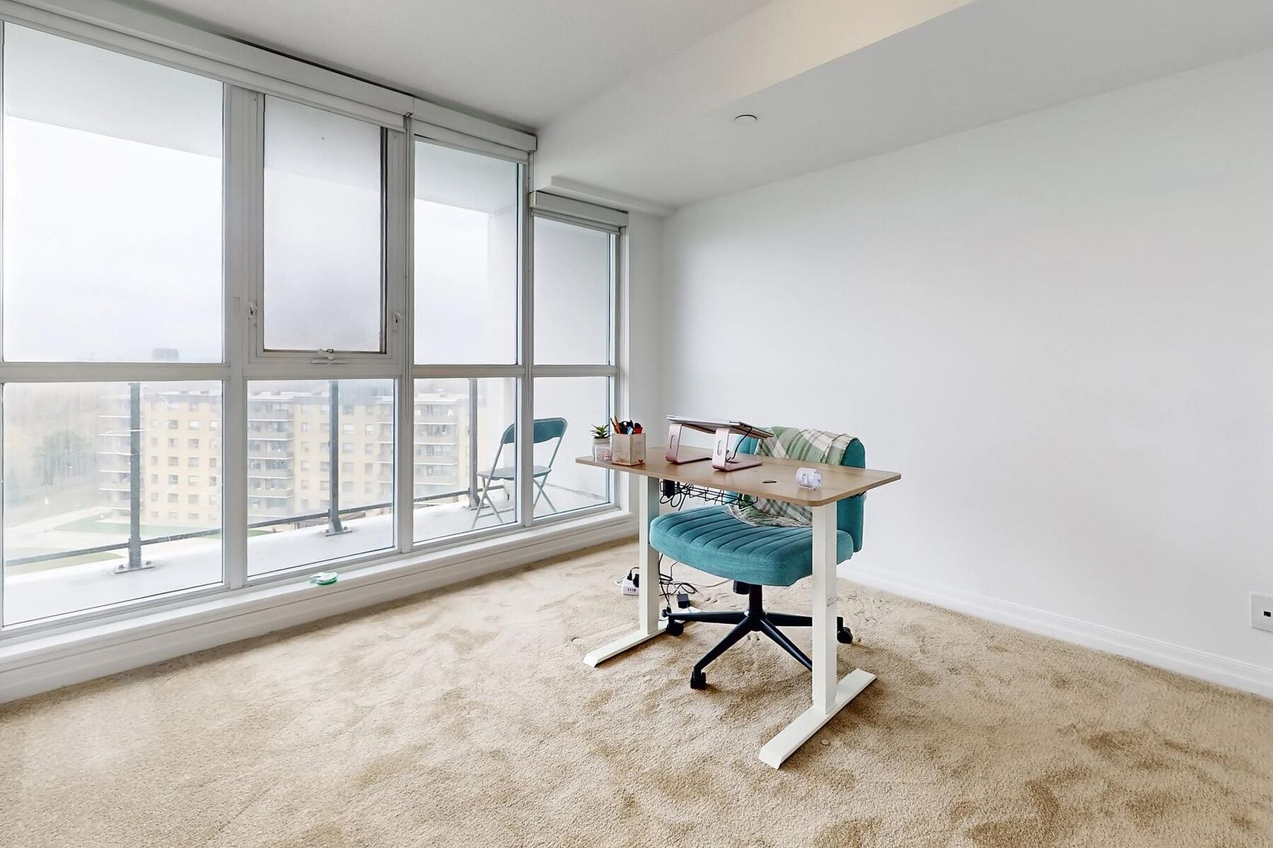  Modern Condo Living - 物件實景
