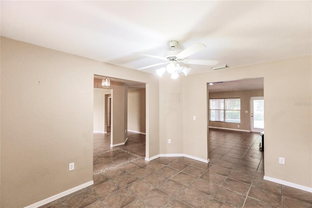 North Port, Florida, 34288, United States, 4 Bedrooms Bedrooms, ,2 BathroomsBathrooms,Residential,For Sale,1998131