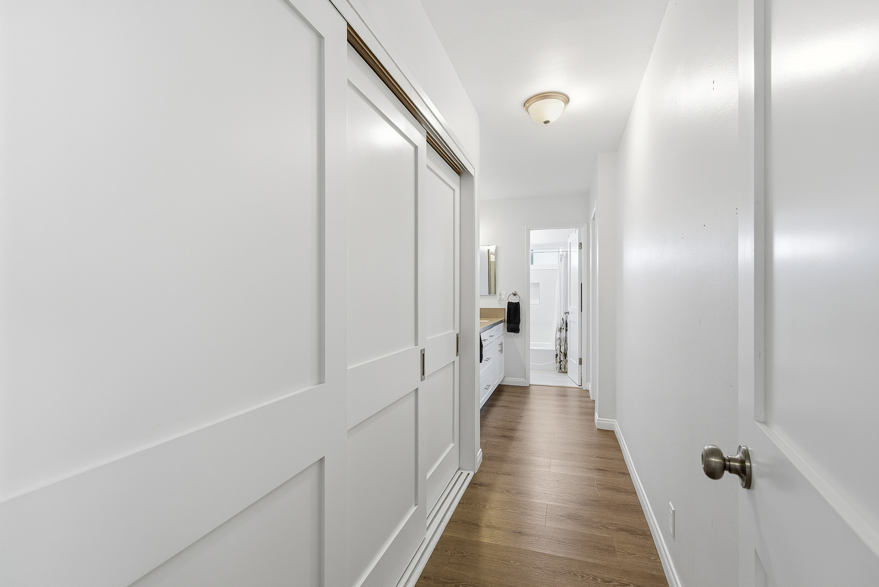  5674 Windsor Way - 物件實景
