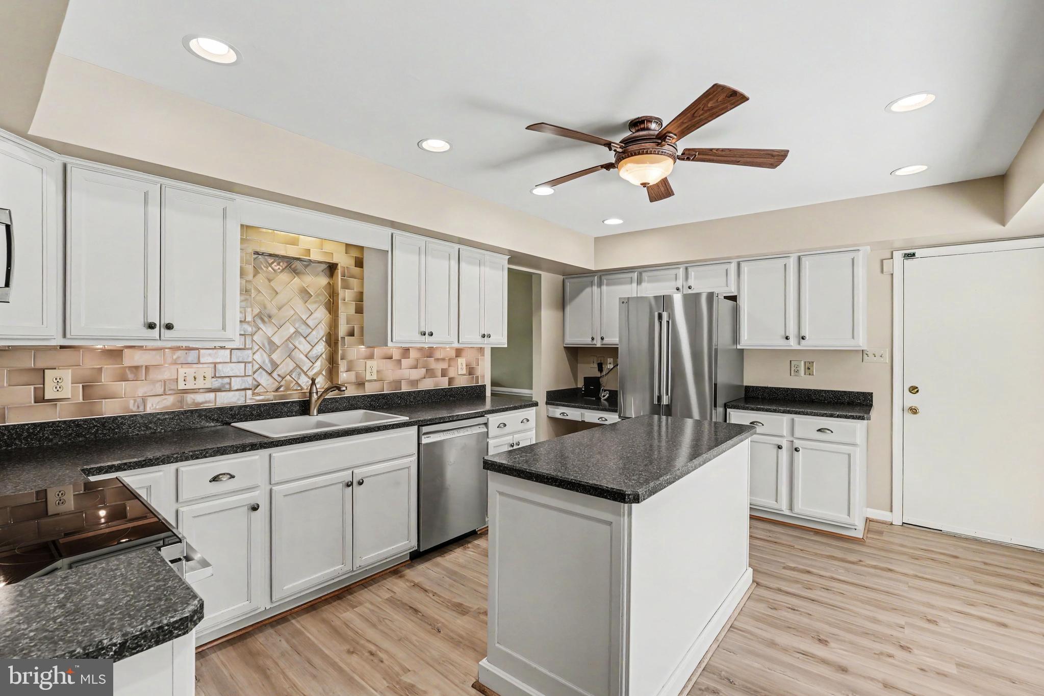 Fredericksburg, Virginia, 22408, United States, 4 Bedrooms Bedrooms, ,3 BathroomsBathrooms,Residential,For Sale,2048122